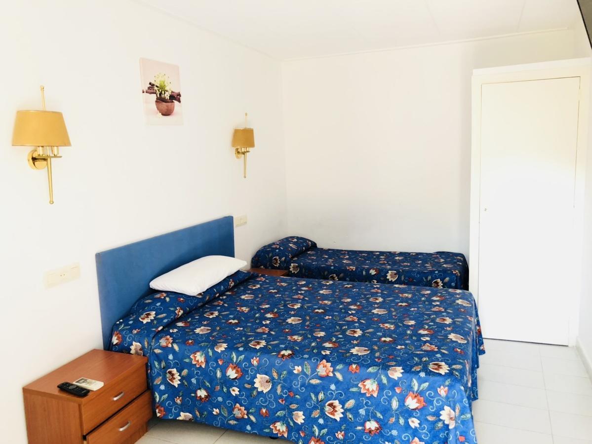 Hostal Univers Calella Exteriér fotografie
