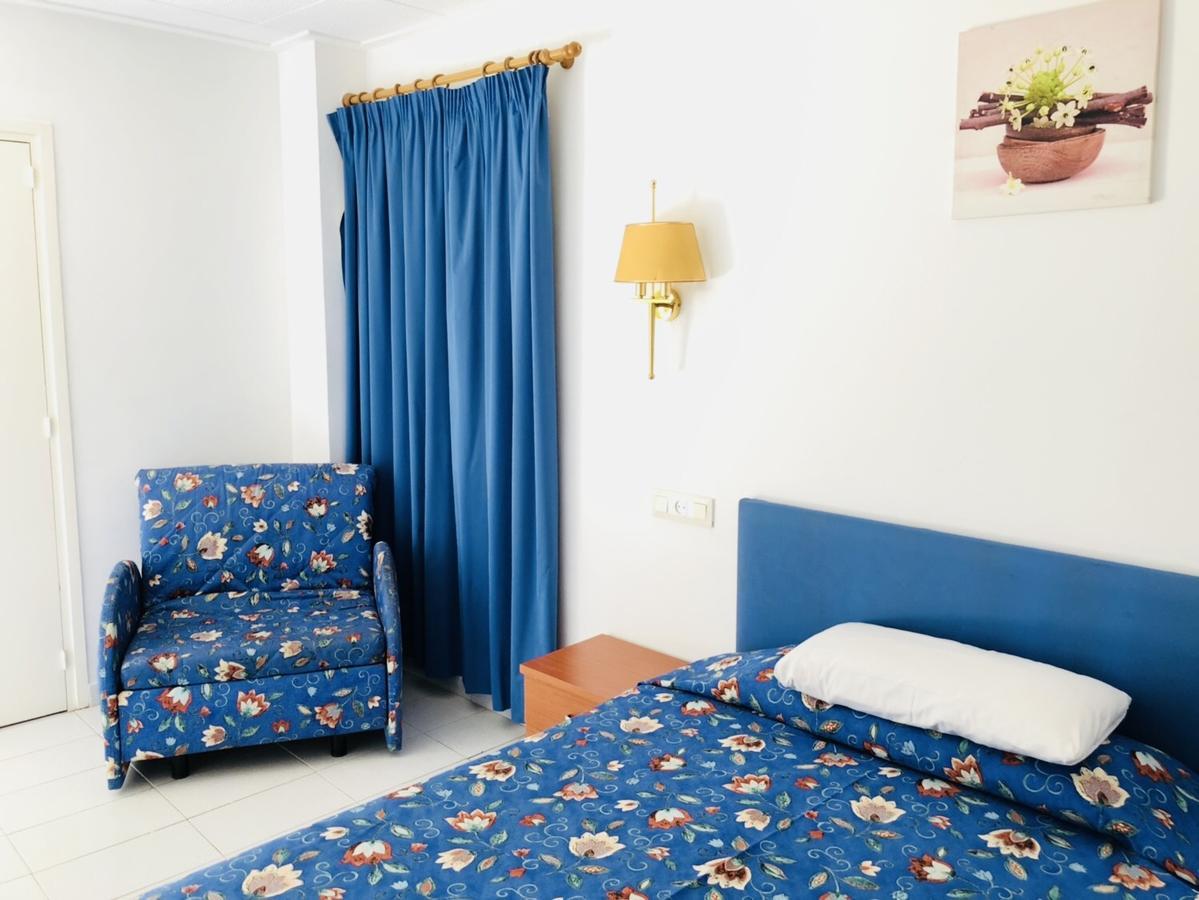 Hostal Univers Calella Exteriér fotografie