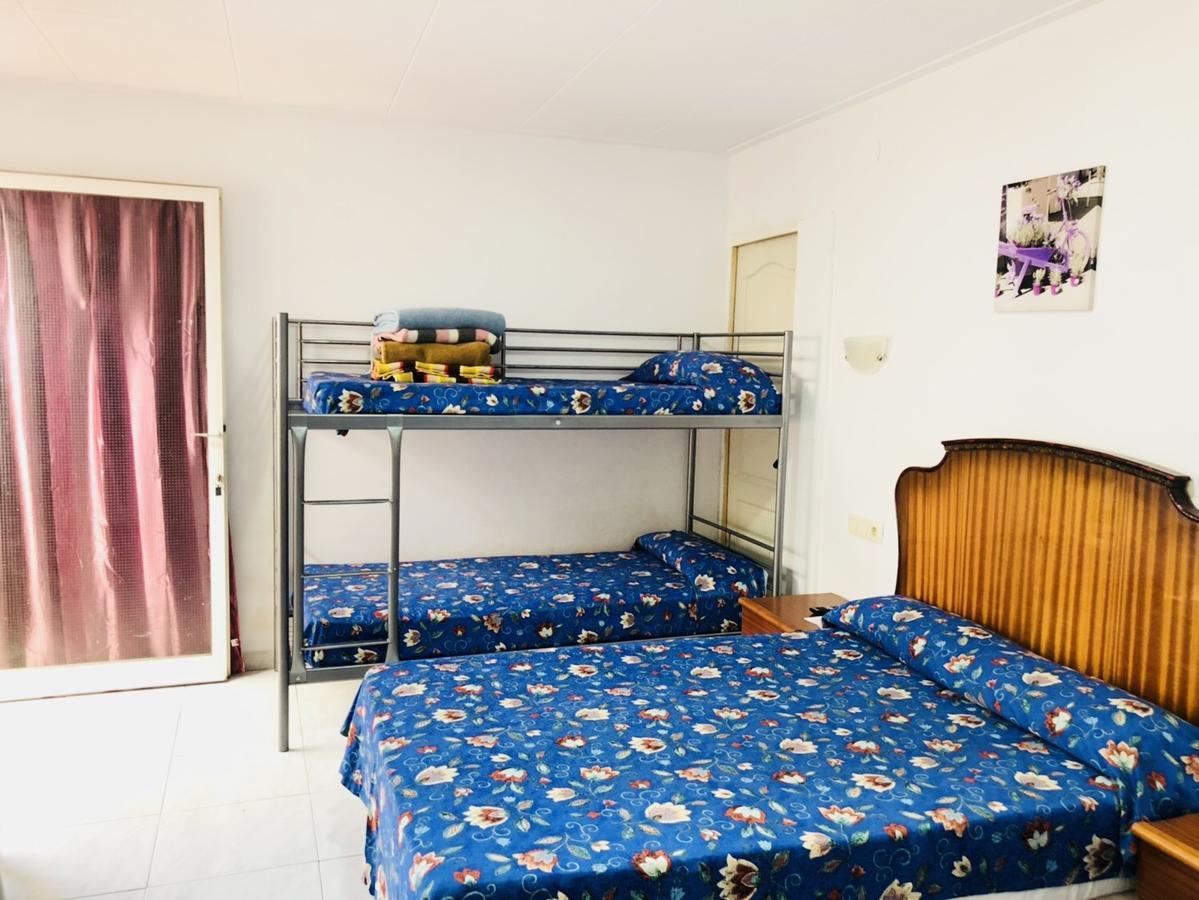 Hostal Univers Calella Exteriér fotografie
